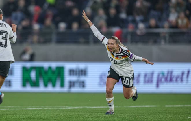 iNOR, Stavanger, Norway vs Germany, international match, football, FIFA, 2026 2027 season, World Cup qualification, Viking Stadium, 2 matchday in picture Elisa Senß Germany Women 20 scores the 1 0, goal, cheers and joy, emotions, times, scream DFB DFL REGULATIONS PROHIBIT ANY USE OF PHOTOGRAPHS AS IMAGE SEQUENCES AND OR QUASI VIDEO, 07 03 2026 Copyright: HMBxMedia HendrikxHamelau