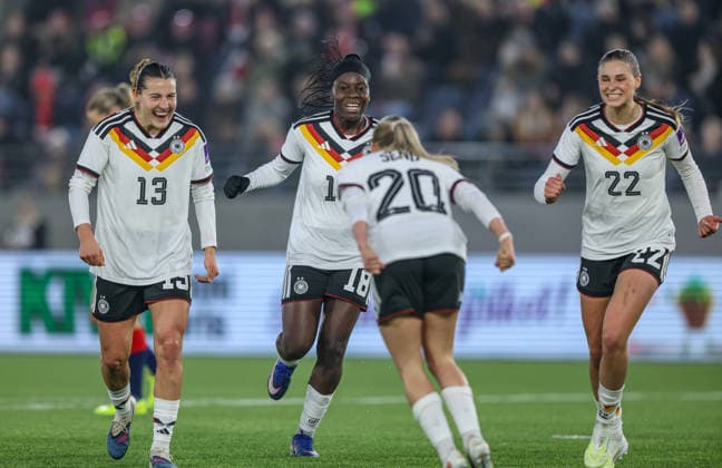 NOR, Stavanger, Norway vs Germany, international match, football, FIFA, 2026 2027 season, World Cup qualification, Viking Stadion, 2 matchday in picture Elisa Senß Germany Women 20 scores the 1 0, goal, jubilation and joy, emotions, times, Carlotta Wamser Germany Women 13 , Nicole Anyomi Germany Women 18 , Jule Brand Germany Women 22 DFB DFL REGULATIONS PROHIBIT ANY USE OF PHOTOGRAPHS AS IMAGE SEQUENCES AND OR QUASI VIDEO, 07 03 2026 Copyright: HMBxMedia HendrikxHamelau