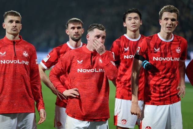 07 03 2026, xrekx, Soccer 2 Bundesliga, VfL Bochum 1 FC Kaiserslautern v l Paul Joly 1 FC Kaiserslautern Simon Asta 1 FC Kaiserslautern Marlon Ritter 1 FC Kaiserslautern Ji soo Kim 1 FC Kaiserslautern Fabian Kunze 1 FC Kaiserslautern disappointed, disappointed, looks disappointed, sad, frustrated, disappointed, sad, frustrated thanks thanks the fans, the player thanks the fans for their support DFL DFB REGULATIONS PROHIBIT ANY USE OF PHOTOGRAPHS as IMAGE SEQUENCES and or QUASI VIDEO Bochum