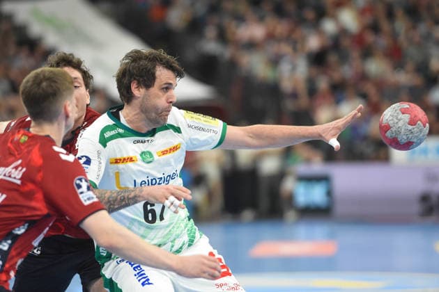 Handball I Men I Season 2025 2026 I Bundesliga I 24 Matchday I SG Flensburg Handewitt SC DHfK Leipzig I 07 03 2026 from left Domen Novak 63, SG Flensburg Handewitt , Dean Bombac 67, SC DHfK Leipzig Copyright: xLobeca JanxKirschnerx
