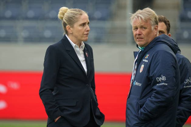 Stavanger, Norway 07 March 2026 UEFA Womens World Cup Qualifier Norway Women vs Germany Women In the picture from left national coach Gemma Grainger Norway and co-coach Kjetil Lone Norway Copyright: HMBxMedia MadeleinexFantini