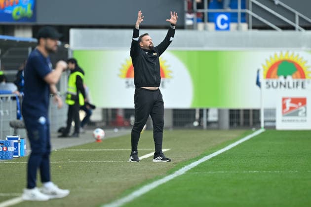 Paderborn, Home Deluxe Arena, 07 03 26, GER, Herren, 2 Bundesliga, Saison 2025 2026, SC Paderborn 07 Eintracht Braunschweig Bild Trainer Heiner BACKHAUS Braunschweig DFL regulations prohibit any use of photographs as image sequences and or quasi video NRW Germany