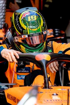 MELBOURNE Formula 1 driver Oscar Piastri of McLaren Mastercard Formula 1 Team during the Formula 1 Melbourne race at Albert Park on March 8, 2025 in Melbourne, Australia Photo by DeFodi Images