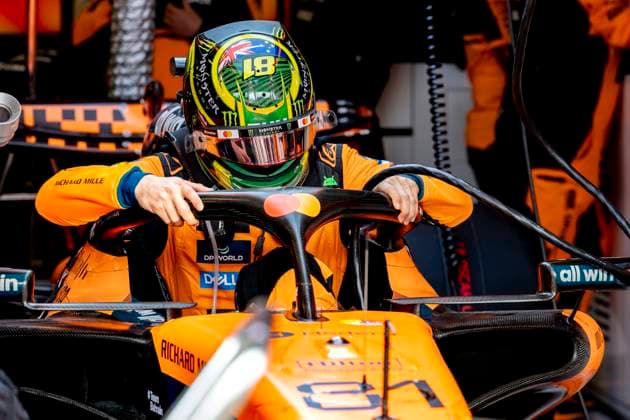 MELBOURNE Formula 1 driver Oscar Piastri of McLaren Mastercard Formula 1 Team during the Formula 1 Melbourne race at Albert Park on March 8, 2025 in Melbourne, Australia Photo by DeFodi Images