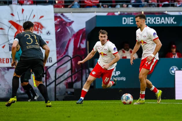 Christoph Baumgartner RB Leipzig, 14 on the ball, Brajan Gruda RB Leipzig, 10 , RB Leipzig vs FC Augsburg, Football, 1 Bundesliga, Matchday 25, Season 2025 2026, 07 03 2026,¨ DFL REGULATIONS PROHIBIT ANY USE OF PHOTOGRAPHS AS IMAGE SEQUENCES AND OR QUASI VIDEO,¨ RB Leipzig vs FC Augsburg, Football, 1 Bundesliga, Matchday 25, Season 2025 2026, 07 03 2026 Leipzig Copyright: xEibner-Pressefoto LauraxRoemerx EP_LRR