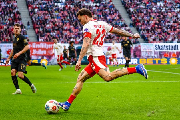 David Raum RB Leipzig, 22 shoots, shot, RB Leipzig vs FC Augsburg, Football, 1 Bundesliga, 25 Matchday, Season 2025 2026, 07 03 2026,¨ DFL REGULATIONS PROHIBIT ANY USE OF PHOTOGRAPHS AS IMAGE SEQUENCES AND OR QUASI VIDEO,¨ RB Leipzig vs FC Augsburg, Football, 1 Bundesliga, 25 Matchday, Season 2025 2026, 07 03 2026 Leipzig Copyright: xEibner-Pressefoto LauraxRoemerx EP_LRR