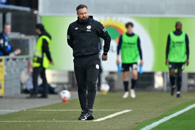 Paderborn, Home Deluxe Arena, 07 03 26, GER, Herren, 2 Bundesliga, Saison 2025 2026, SC Paderborn 07 Eintracht Braunschweig Bild Trainer Heiner BACKHAUS Braunschweig DFL regulations prohibit any use of photographs as image sequences and or quasi video NRW Germany