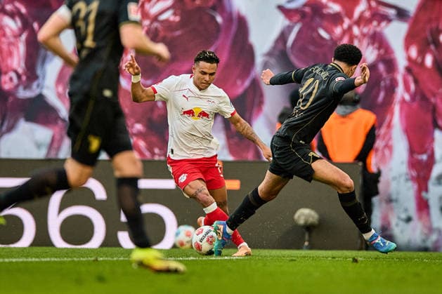 07 03 2026, Football, Men, Bundesliga, 2025 2026, RB Leipzig FC Augsburg Antonio Nusa 7, RB Leipzig , action, with ball, penetrates into the penalty area Leipzig Red Bull Arena Saxony Germany
