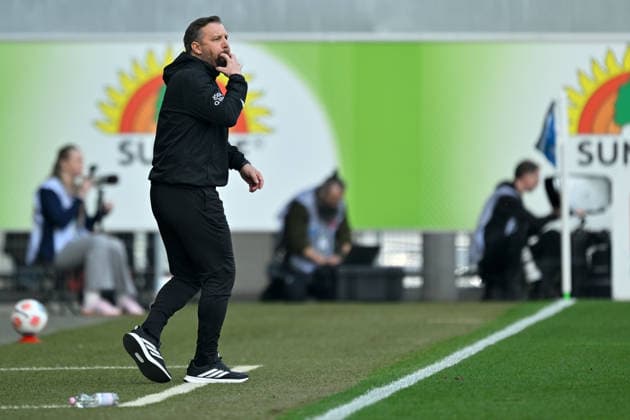 Paderborn, Home Deluxe Arena, 07 03 26, GER, Herren, 2 Bundesliga, Saison 2025 2026, SC Paderborn 07 Eintracht Braunschweig Bild Trainer Heiner BACKHAUS Braunschweig DFL regulations prohibit any use of photographs as image sequences and or quasi video NRW Germany