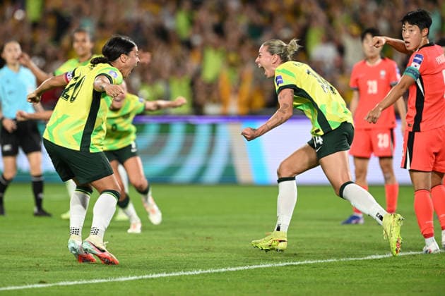 SOCCER ASIAN CUP AUSTRALIA SOUTH KOREA, Alanna Kennedy of Australia celebrates scoring the eqaliser goal with Samantha Kerr of Australia during the AFC Women™s Asian Cup Group A match between Australia and South Korea at Accor Stadium in Sydney, Sunday, March 8, 2026. ( NO ARCHIVING, EDITORIAL USE ONLY SYDNEY NEW SOUTH WALES AUSTRALIA  Copyright: xDEANxLEWINSx 20260308157347843749