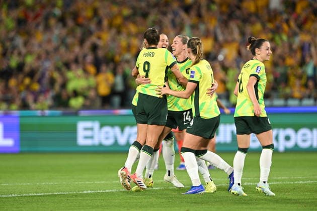 SOCCER ASIAN CUP AUSTRALIA SOUTH KOREA, Alanna Kennedy of Australia celebrates scoring the eqaliser goal with her team mates during the AFC Women™s Asian Cup Group A match between Australia and South Korea at Accor Stadium in Sydney, Sunday, March 8, 2026. ( NO ARCHIVING, EDITORIAL USE ONLY SYDNEY NEW SOUTH WALES AUSTRALIA  Copyright: xDEANxLEWINSx 20260308120438296200
