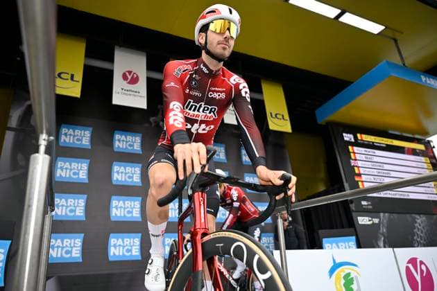 Paris Nice 2026 Stage 1 CARRIERES-SOUS-POISSY, FRANCE - MARCH 08 : Braet Vito (BEL) of Lotto - Intermarche during stage 1 of the 84th edition of Paris - Nice an UCI World Tour 2.UWT cycling road race stage for Men Elite of 171.2 km with start in Acheres and finish in Carrieres-sous-Poissy on March 8, 2026 in Carrieres-sous-Poissy, France, 08 03 2026 ( Motordriver Guy De Vuyst - Carrieres-sous-Poissy France  Copyright: xNicoxVereeckenx