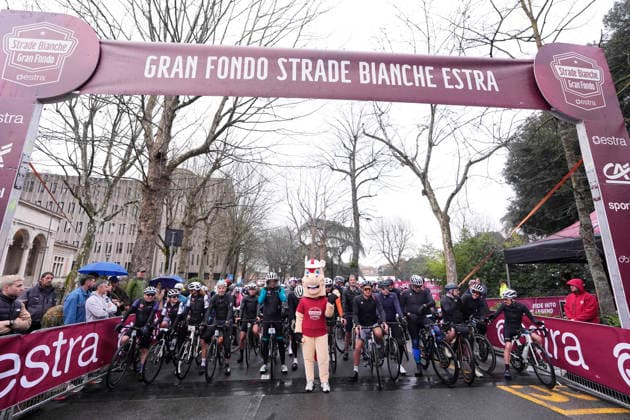 The Gran Fondo Strade Bianche (White Roads) a 203 km one day race from and to Siena - Tuscany,- Saturday March 8, 2025, Italy. - cycling  Copyright: xFabioxFerrari xLaPressex