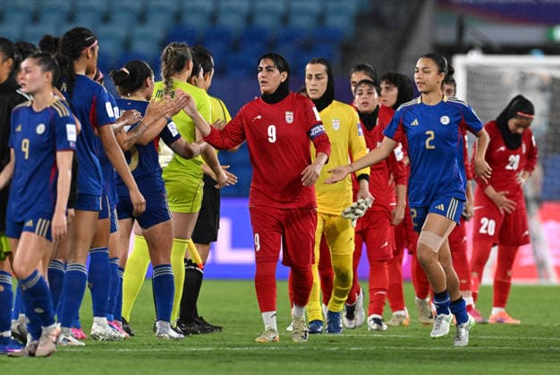 SOCCER ASIAN CUP IRAN PHILIPPINES, Zahra Ghanbari of Islamic Republic of Iran (centre) shakes hands following the AFC Women™s Asian Cup Group A match between Iran and Philippines at Gold Coast Stadium on the Gold Coast, Sunday, March 8, 2026. ( NO ARCHIVING, EDITORIAL USE ONLY GOLD COAST QUEENSLAND AUSTRALIA  Copyright: xDAVExHUNTx 20260308175712627762
