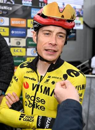 Paris Nice 2026 Stage 1 CARRIERES-SOUS-POISSY, FRANCE - MARCH 08 : Vingegaard Jonas (DEN) of Team Visma I Lease a Bike during stage 1 of the 84th edition of Paris - Nice an UCI World Tour 2.UWT cycling road race stage for Men Elite of 171.2 km with start in Acheres and finish in Carrieres-sous-Poissy on March 8, 2026 in Carrieres-sous-Poissy, France, 08 03 2026 ( Motordriver Guy De Vuyst - Carrieres-sous-Poissy France  Copyright: xNicoxVereeckenx