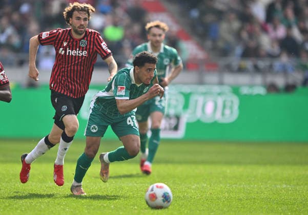 08 03 2026 Soccer Season 2025 2026 2 Soccer Bundesliga 25 Matchday Hannover 96 H96 SpVgg Greuther Fürth SGF Kleeblatt Sportfoto Zink xwoxzix DFL regulations prohibit any use of photographs as image sequences and or quasi video only for editorial use Kolja Nuno Oudenne 29, Hannover 96 H96 Sayfallah Ltaief 47, SpVgg Greuther Fürth