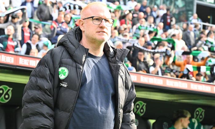 08 03 2026 Soccer Season 2025 2026 2 Soccer Bundesliga 25 Matchday Hannover 96 H96 SpVgg Greuther Fürth SGF Kleeblatt Sportfoto Zink xwoxzix DFL regulations prohibit any use of photographs as image sequences and or quasi video only for editorial use Heiko Vogel Trainer SpVgg Greuther Fürth
