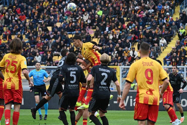 CALCIO - Serie A - US Lecce vs US Cremonese Veiga Danilo (Us Lecce) in action during US Lecce vs US Cremonese, Italian soccer Serie A match in Lecce, Italy, March 08 2026 Lecce Italy  Copyright: xIPAxSport ABACAx