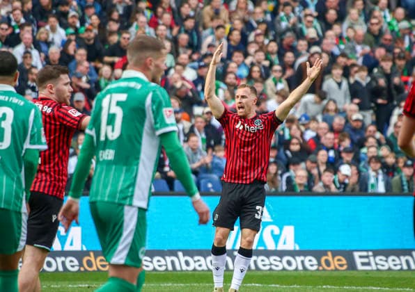 Germany Soccer 2 Bundesliga 2025 2026, 25 Matchday Hannover 96 vs SpVgg Greuther Fürth Heinz von Heiden Arena Stadion Hannover Mimic, facial expression, emotion Maurice Neubauer Hannover 96, 33 Hannover Copyright: xAymanxAlahmedx