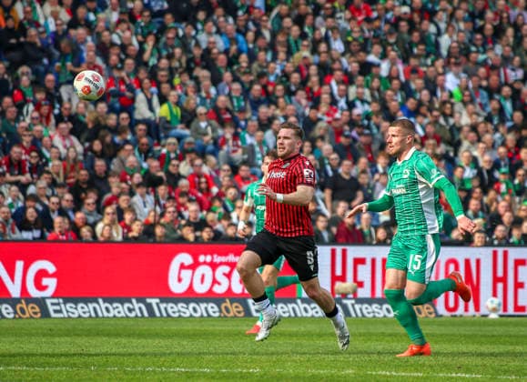 Germany Soccer 2 Bundesliga 2025 2026, Matchday 25 Hannover 96 vs SpVgg Greuther Fürth Heinz von Heiden Arena Stadion Hannover Goal chance Benjamin Källman Benjamin Kallman Hannover 96, 9 Jan Elvedi SpVgg Greuther Fürth, 15 Hannover Copyright: xAymanxAlahmedx