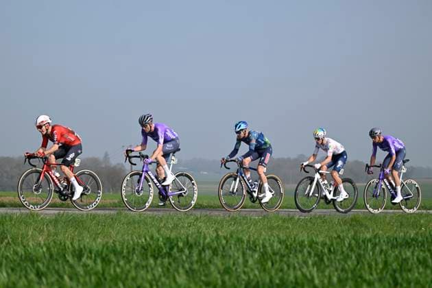 Paris Nice 2026 Stage 1 CARRIERES-SOUS-POISSY, FRANCE - MARCH 08 : Grignard Sebastien (BEL) of Lotto - Intermarche, Durbridge Luke (AUS) of Team Jayco AlUla, Pedersen Casper (DEN) of Soudal Quick-Step, Le Berre Mathis (FRA) of TotalEnergies, Gamper Patrick (AUT) of Team Jayco AlUla during stage 1 of the 84th edition of Paris - Nice an UCI World Tour 2.UWT cycling road race stage for Men Elite of 171.2 km with start in Acheres and finish in Carrieres-sous-Poissy on March 8, 2026 in Carrieres-sous-Poissy, France, 08 03 2026 ( Motordriver Guy De Vuyst - Carrieres-sous-Poissy France  Copyright: xNicoxVereeckenx
