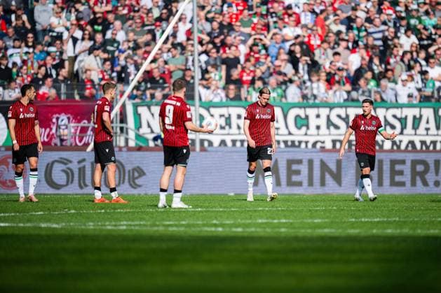 08 03 2026 Soccer, 2025 2026, 2 Bundesliga, 25 Matchday, Hannover 96 SpVgg Greuther Fürth L R Virgil GhiÈa Hannover , Maik Nawrocki Hannover , Benjamin Källman Hannover , Stefan Teitur Thordarson Hannover , Noah Weißhaupt Hannover DFL REGULATIONS PROHIBIT ANY USE OF PHOTOGRAPHS AS IMAGE SEQUENCES AND OR QUASI VIDEO