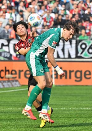 08 03 2026 Soccer Season 2025 2026 2 Soccer Bundesliga 25 Matchday Hannover 96 H96 SpVgg Greuther Fürth SGF Kleeblatt Sportfoto Zink MeZi xmexzix DFL regulations prohibit any use of photographs as image sequences and or quasi video only for editorial use Daisuke Yokota 18, Hannover 96 H96 Reno Münz Muenz 5, SpVgg Greuther Fürth, rechts