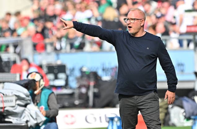 08 03 2026 Soccer Season 2025 2026 2 Soccer Bundesliga 25 Matchday Hannover 96 H96 SpVgg Greuther Fürth SGF Kleeblatt Sportfoto Zink MeZi xmexzix DFL regulations prohibit any use of photographs as image sequences and or quasi video only for editorial use Heiko Vogel Trainer SpVgg Greuther Fürth