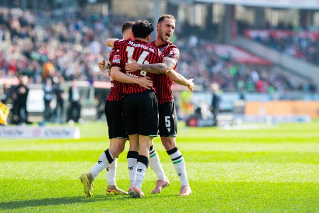 08 03 2026 Soccer, 2025 2026, 2 Bundesliga, Matchday 25, Hannover 96 SpVgg Greuther Fürth L R Maurice Neubauer Hannover celebrates after his goal to 1 1 with Husseyn Chakroun Hannover , Virgil GhiÈa Hannover DFL REGULATIONS PROHIBIT ANY USE OF PHOTOGRAPHS AS IMAGE SEQUENCES AND OR QUASI VIDEO