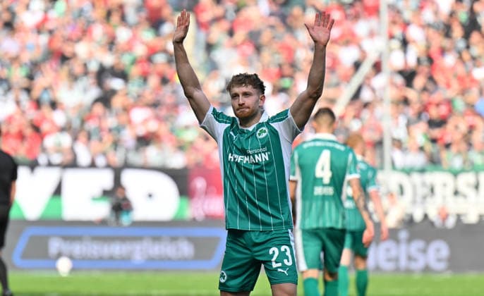 08 03 2026 Soccer Season 2025 2026 2 Soccer Bundesliga 25 Matchday Hannover 96 H96 SpVgg Greuther Fürth SGF Kleeblatt Sportfoto Zink xwoxzix DFL regulations prohibit any use of photographs as image sequences and or quasi video only for editorial use Torjubel Jubel Freude nach Treffer Tor Torschuß zum 1 2 durch Jannik Dehm 23, SpVgg Greuther Fürth