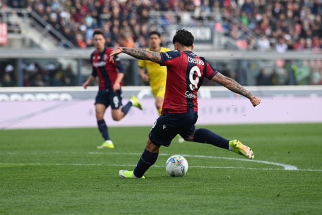 Santiago Castro (Bologna Fc) good chance during Bologna FC vs Hellas Verona FC, Italian soccer Serie A match in Bologna, Italy, March 08 2026  Copyright: xGianlucaxRicci IPAxSportx xipa-agency.netx xx IPA_72571920 IPA_Agency_IPA72571920