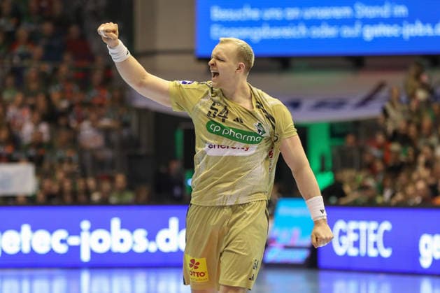 08 03 2026, xgox, Handball Daikin HBL SC Magdeburg TSV Hannover Burgdorf emspor, v l Justus Fischer Hannover, 54 Jubel, Torjubel, jubelt ueber das Tor, celebrate the goal, celebration Magdeburg