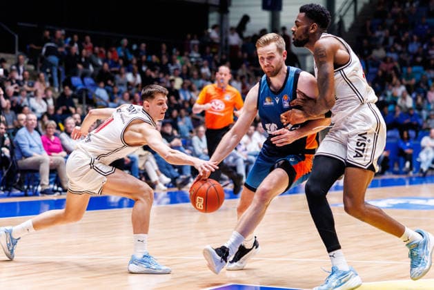 easycredit BBL, Frankfurt Skyliners BMA365 Bamberg Baskets, 08 03 2026 Till Pape Frankfurt Skyliners, 19 moves with ball to the basket Game of the easycredit BBL Frankfurt Skyliners BMA365 Bamberg Baskets on Matchday 23 of the 25 26 season at Süwag Energie ARENA on 08 03 2026 Copyright: xBEAUTIFULxSPORTS Hahnex