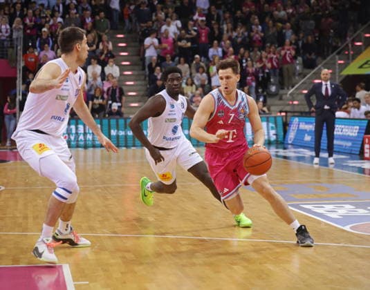 Grayson Murphy Telekom Baskets Bonn vs SYNTAINICS MBC 23 Speiltag season 2025 26