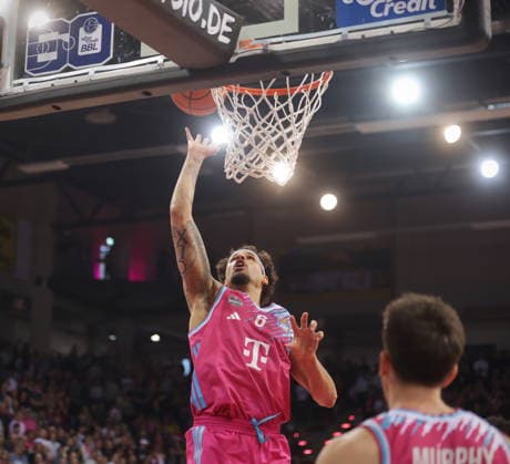 Michael Kessens Telekom Baskets Bonn vs SYNTAINICS MBC 23 Speiltag season 2025 26