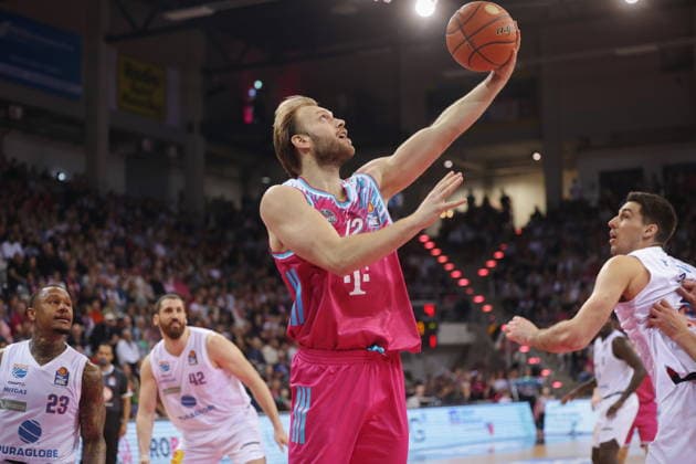 Melvin Jostmann Telekom Baskets Bonn vs SYNTAINICS MBC 23 Speiltag season 2025 26