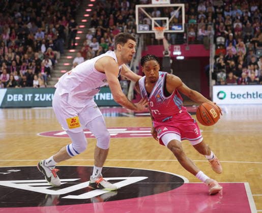 Basketball, BBL, Telekom Baskets Bonn - SYNTAINICS MBC