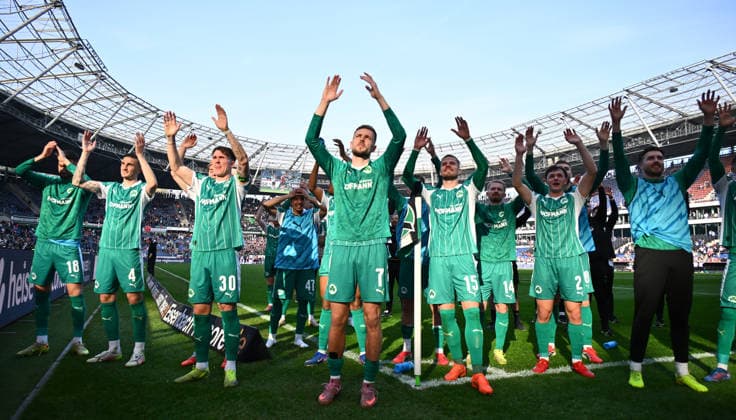 08 03 2026 Soccer Season 2025 2026 2 Soccer Bundesliga 25 Matchday Hannover 96 H96 SpVgg Greuther Fürth SGF Kleeblatt Sportfoto Zink xwoxzix DFL regulations prohibit any use of photographs as image sequences and or quasi video only for editorial use Mannschaft Team Fürth vor Greutherfürthfans Fans Fanblock Kleeblattfans nach Spielende Jubel Freude
