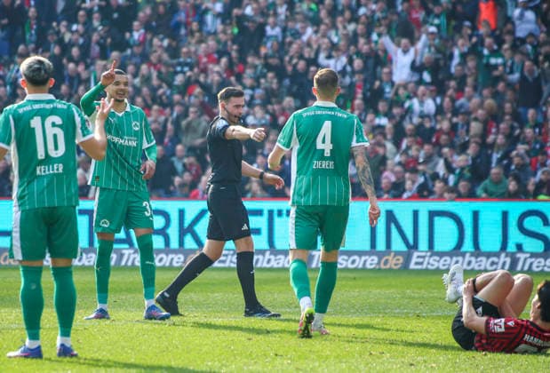 Germany Soccer 2 Bundesliga 2025 2026, Matchday 25 Hannover 96 vs SpVgg Greuther Fürth Heinz von Heiden Arena Stadion Hannover Referee Tom Bauer Hannover Copyright: xAymanxAlahmedx