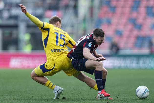 Mf Bologna 08 03 2026 - campionato di calcio serie A Bologna-Hellas Verona foto Michele Finessi Image nella foto: Lewis Ferguson-Victor Nelsson 