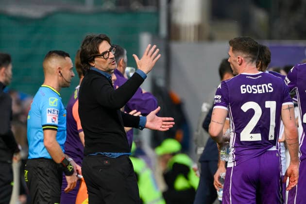 Fiorentina™s head coach Paolo Vanoli during the Serie A Enilive 2025 2026 match between Fiorentina and Parma - Serie A Enilive at Artemio Franchi Stadium - Soccer - Florence, Italy - Sunday March 8, 2026  Copyright: xFabrizioxCorradetti LaPressex