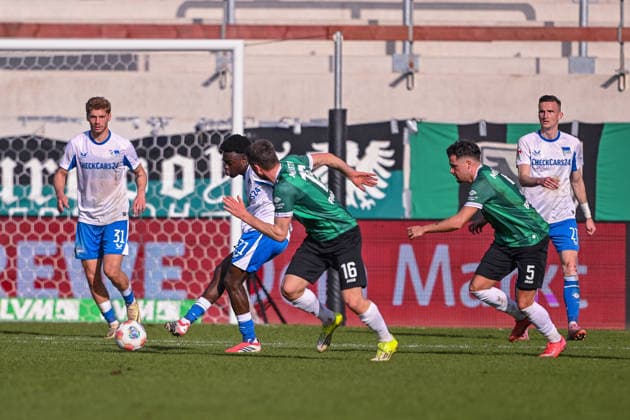 08 03 2026, Soccer, 2 Bundesliga, 25 Matchday Season 2025 2026, Preußen Münster Hertha BSC, Boris Mamuzah Lum Hertha BSC makes the assist to 1 2, xRHR PHOTO TKx Copyright: RHR-FOTOx RHR-FOTO TK