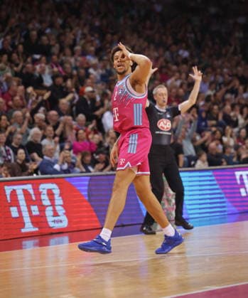 Three Alijah Comithier Telekom Baskets Bonn vs SYNTAINICS MBC 23 Speiltag season 2025 26