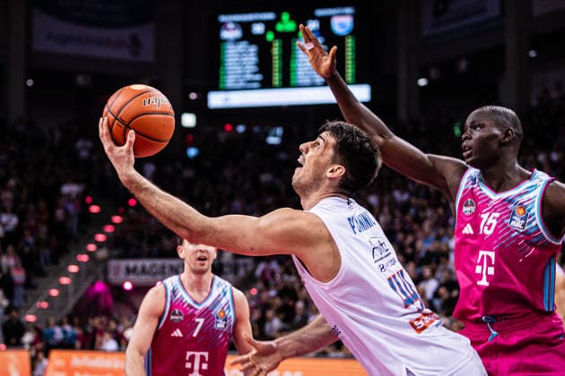 easyCredit Basketball Bundesliga, Telekom Baskets Bonn vs. Syntainics MBC, 08.03.2026 Jure Planinic (Syntainics MBC 44) artistisch - easyCredit Basketball Bundesliga, Telekom Baskets Bonn vs. Syntainics MBC, 08.03.2026, Telekom Dome Bonn *** easyCredit Basketball Bundesliga, Telekom Baskets Bonn vs Syntainics MBC, 08 03 2026 Jure Planinic Syntainics MBC 44 artistic easyCredit Basketball Bundesliga, Telekom Baskets Bonn vs Syntainics MBC, 08 03 2026, Telekom Dome Bonn Copyright: xBEAUTIFULxSPORTS Derixx