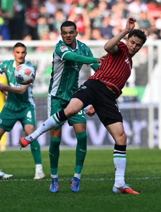 08 03 2026 Soccer Season 2025 2026 2 Soccer Bundesliga 25 Matchday Hannover 96 H96 SpVgg Greuther Fürth SGF Kleeblatt Sportfoto Zink xwoxzix DFL regulations prohibit any use of photographs as image sequences and or quasi video only for editorial use Maximilian Solomon Dietz 33, SpVgg Greuther Fürth Benedikt Pichler 11, Hannover 96 H96