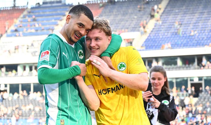 08 03 2026 Soccer Season 2025 2026 2 Soccer Bundesliga 25 Matchday Hannover 96 H96 SpVgg Greuther Fürth SGF Kleeblatt Sportfoto Zink xwoxzix DFL regulations prohibit any use of photographs as image sequences and or quasi video only for editorial use Maximilian Solomon Dietz 33, SpVgg Greuther Fürth Silas Prüfrock 43, SpVgg Greuther Fürth Jubel Freude nach Spielende