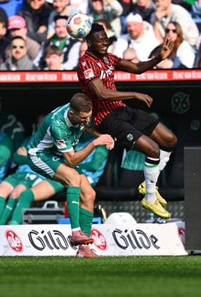 08 03 2026 Soccer Season 2025 2026 2 Soccer Bundesliga 25 Matchday Hannover 96 H96 SpVgg Greuther Fürth SGF Kleeblatt Sportfoto Zink xwoxzix DFL regulations prohibit any use of photographs as image sequences and or quasi video only for editorial use Dennis Srbeny 7, SpVgg Greuther Fürth Mustapha Bundu 7, Hannover 96 H96