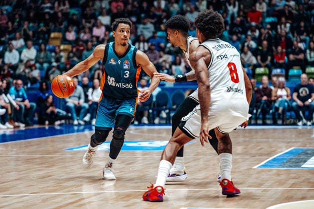 Alvin Onyia Skyliners Frankfurt, 03 , Demarcus Demonia Bamberg Baskets, 08 GER, Skyliners Frankfurt vs Bamberg Baskets, Basketball, easycredit BBL, Bundesliga, 23 Matchday, Season 2025 2026 08 03 2026 Eibner Pressefoto Attila Ziga GER, Skyliners Frankfurt vs Bamberg Baskets, Basketball, easycredit BBL, Bundesliga, 23 Matchday, Season 2025 2026 08 03 2026 Frankfurt am Main Copyright: xEibner-Pressefotox EP_AZA