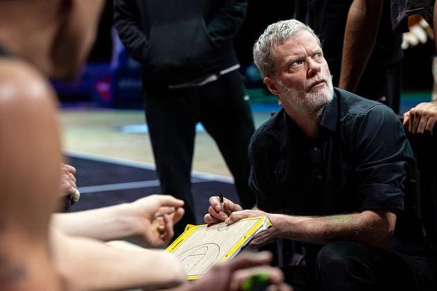 Nuernberg Falcons BC Tigers Tuebingen, Men, 2 Bundesliga, Barmer 2 Basketball Bundesliga, pro A, 26 Matchday, Season 2025 2026, 08 03 2026 Eric Detlev Tigers Tuebingen, Head Coach in Timeout