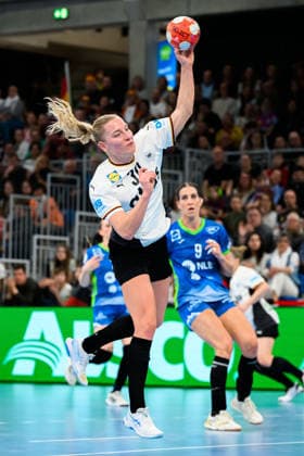 Handball, Womens European Championship Qualification, Germany Slovenia, 2nd round, Group 3, Jenny Behrend Germany Heidelberg SNP Dome Baden Württemberg Germany